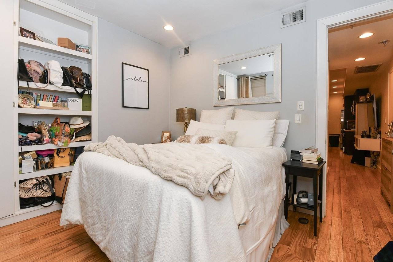 812 Washington St #1 - Photo 7 of 18