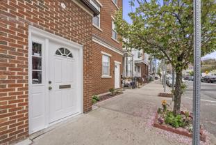 282 St Pauls Ave - Photo 1 of 1