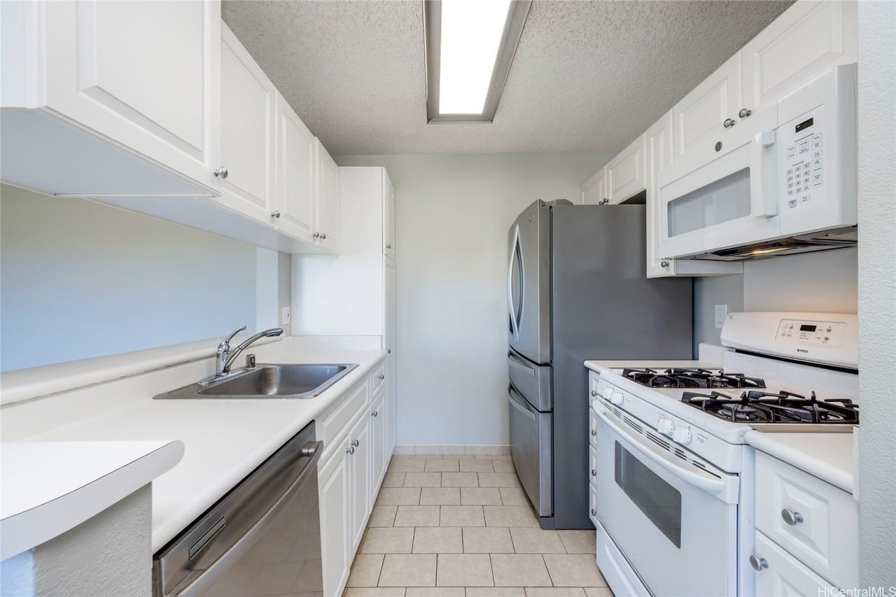 91-269 Hanapouli Cir Apt 15h - Photo 7 of 17