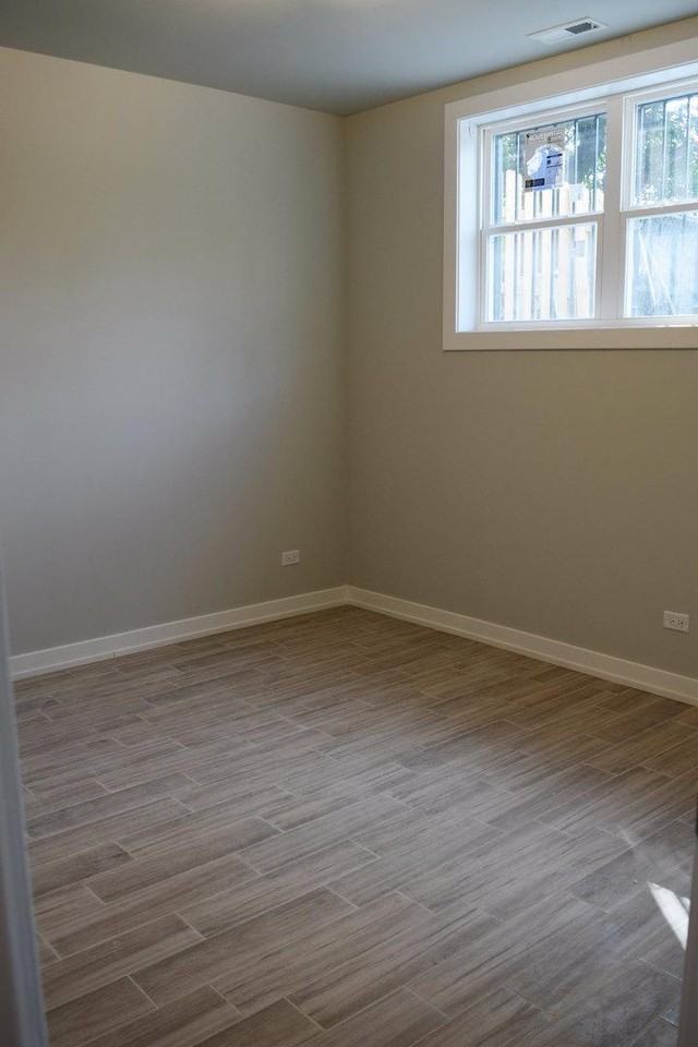 6144 S University Ave - Photo 4 of 8