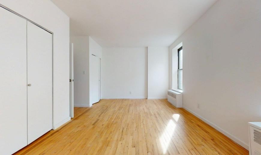 836 Washington Ave - Photo 7 of 9