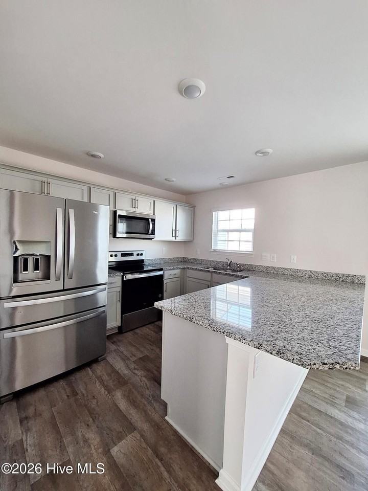 4103 Laurel Ridge Dr Unit E #E - Photo 5 of 12