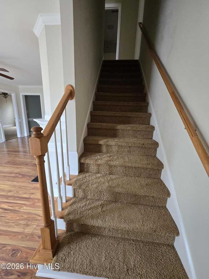 313 S Square Dr Unit A - Photo 3 of 23