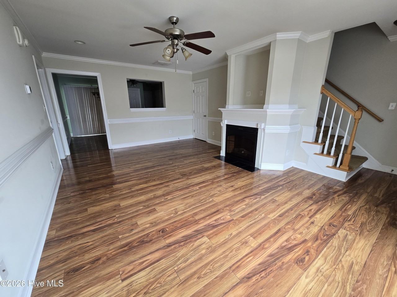 313 S Square Dr Unit A - Photo 4 of 23