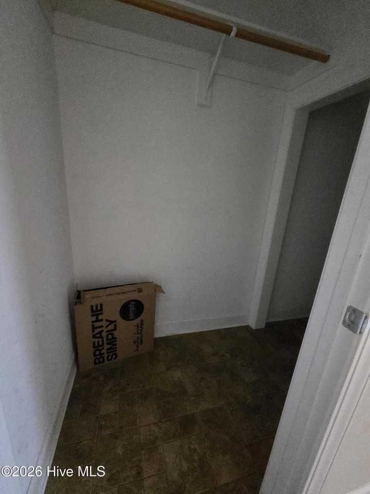 313 S Square Dr Unit A - Photo 6 of 23