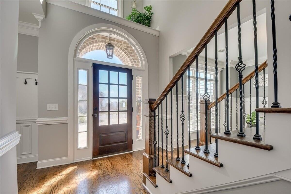 409 Pottery Dr - Photo 3 of 34