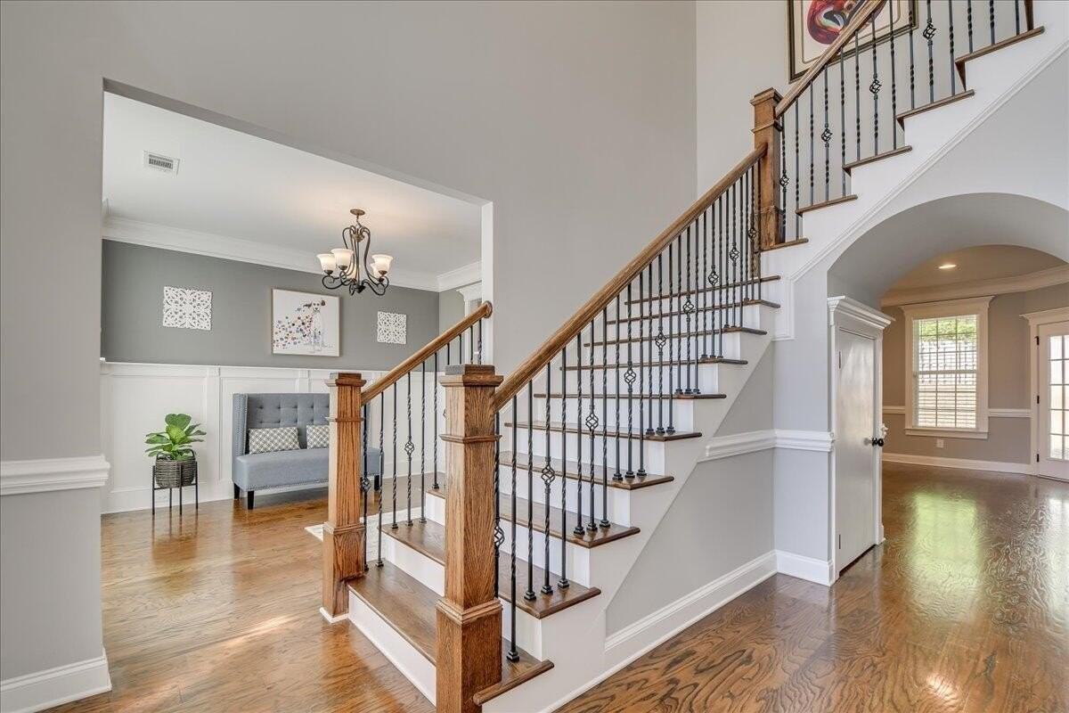 409 Pottery Dr - Photo 4 of 34