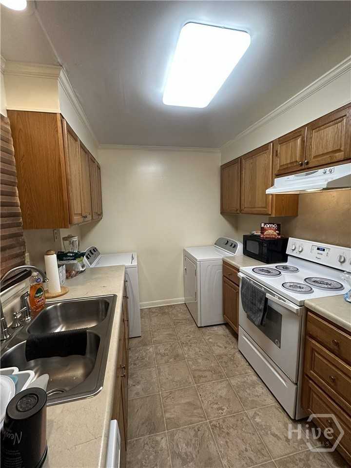 105 Cedar Dr - Photo 7 of 20