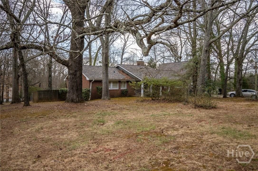 1380 Chestnut Hill Rd - Photo 7 of 21