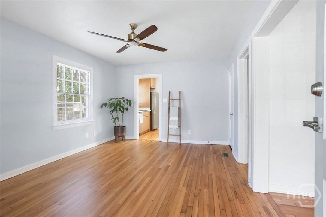 201 E 65th St Unit A - Photo 2 of 26