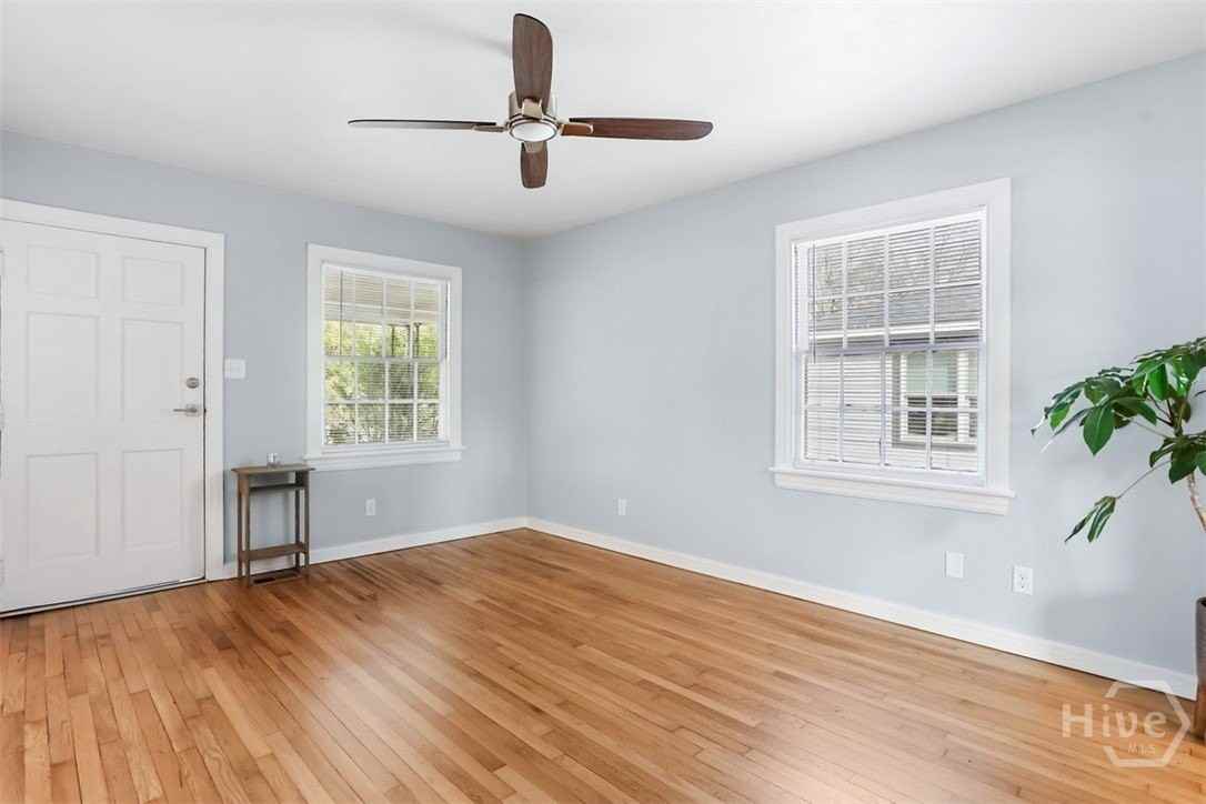 201 E 65th St Unit A - Photo 4 of 26