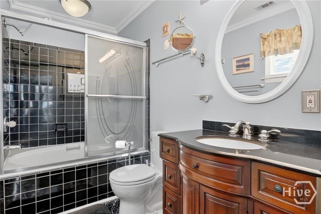 1 Center St Unit 2 - Photo 7 of 11