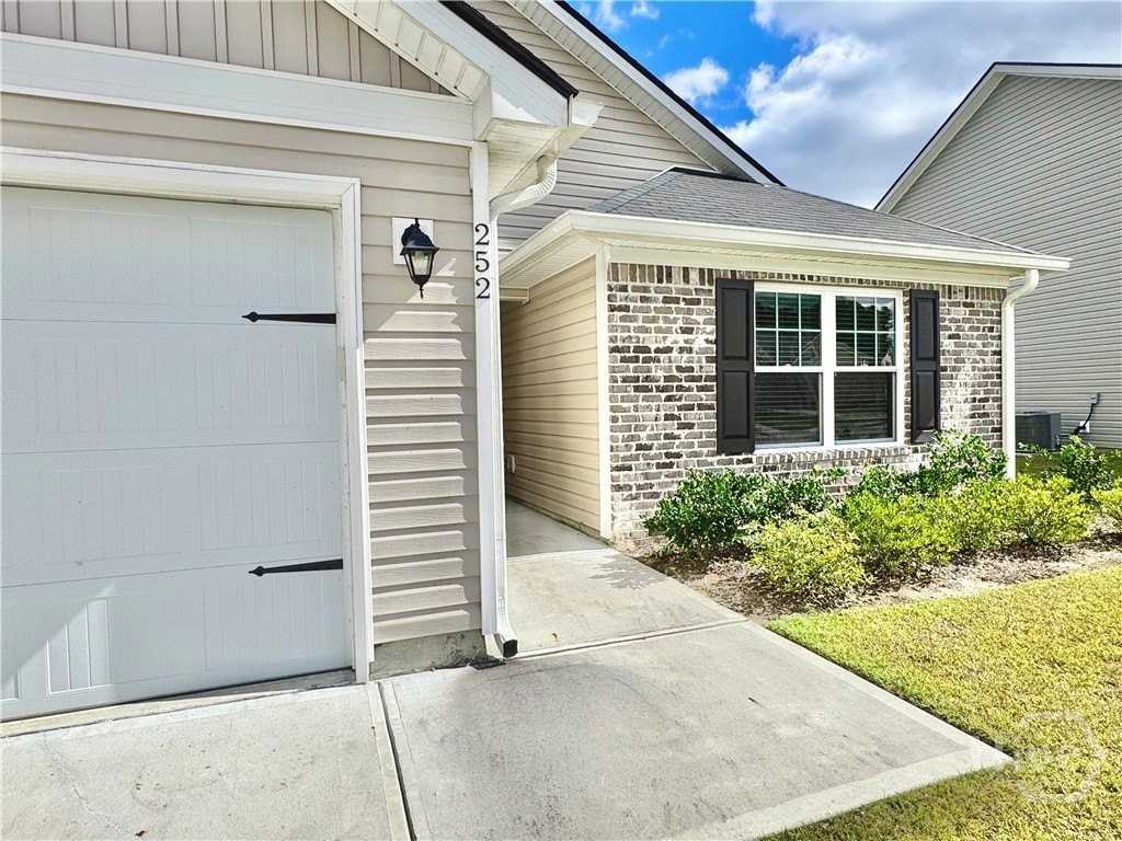 252 Cromer St - Photo 5 of 50