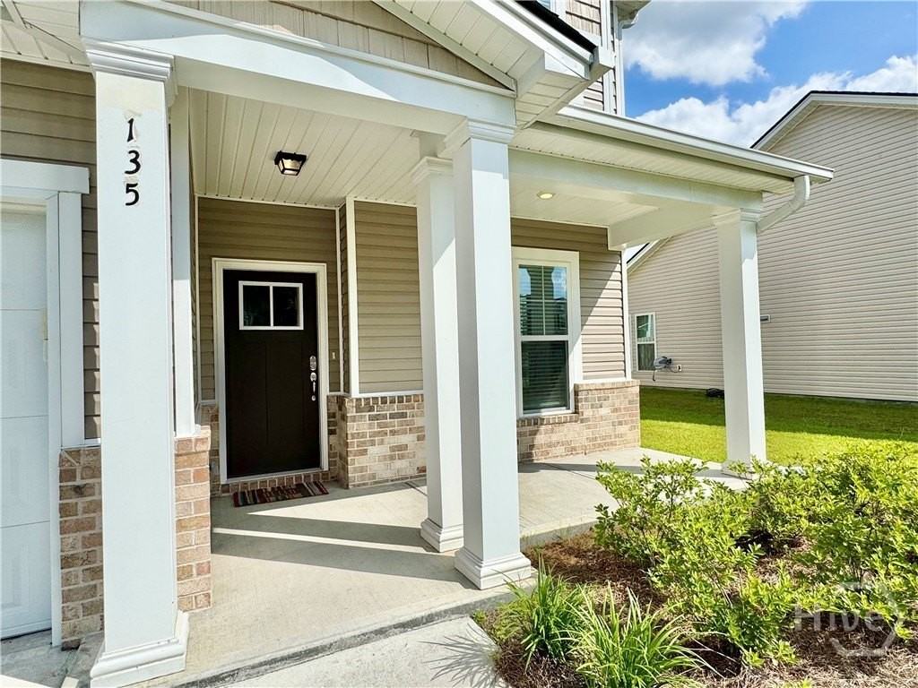 135 Melody Dr - Photo 5 of 46