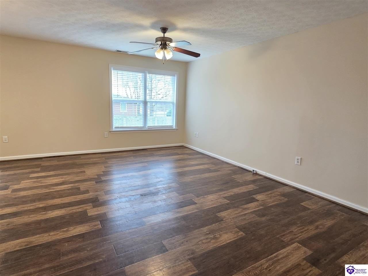 104 Dante Ct - Photo 4 of 27