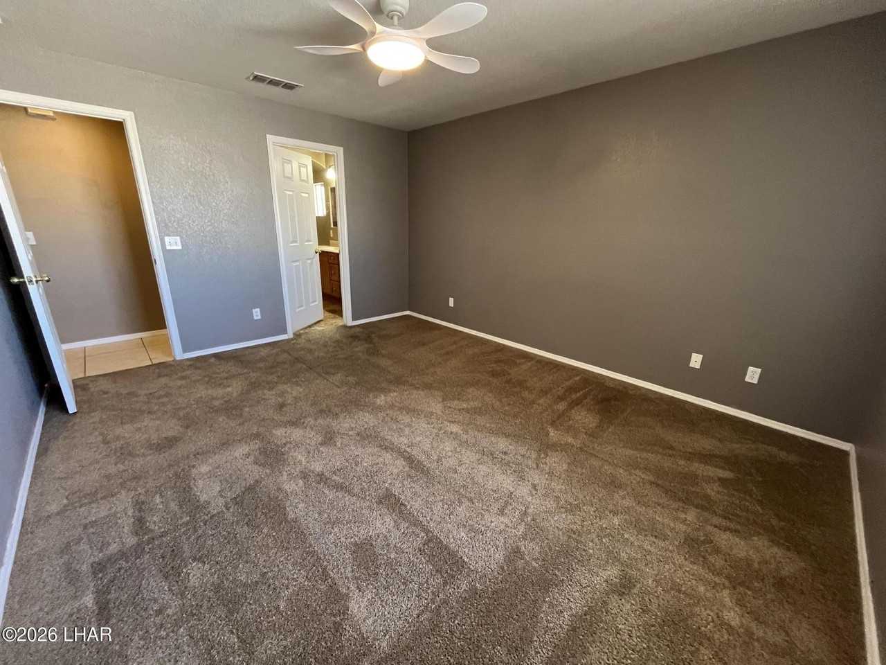 2165 Sandwood Dr Unit 102 #102 - Photo 7 of 20