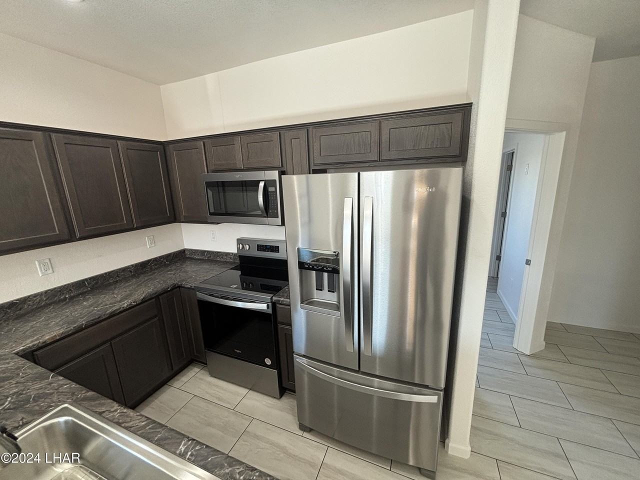 2661 Tonto Dr Apt A - Photo 6 of 13