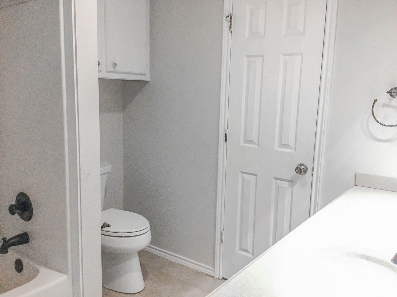 6230 6th St - Photo 6 of 10