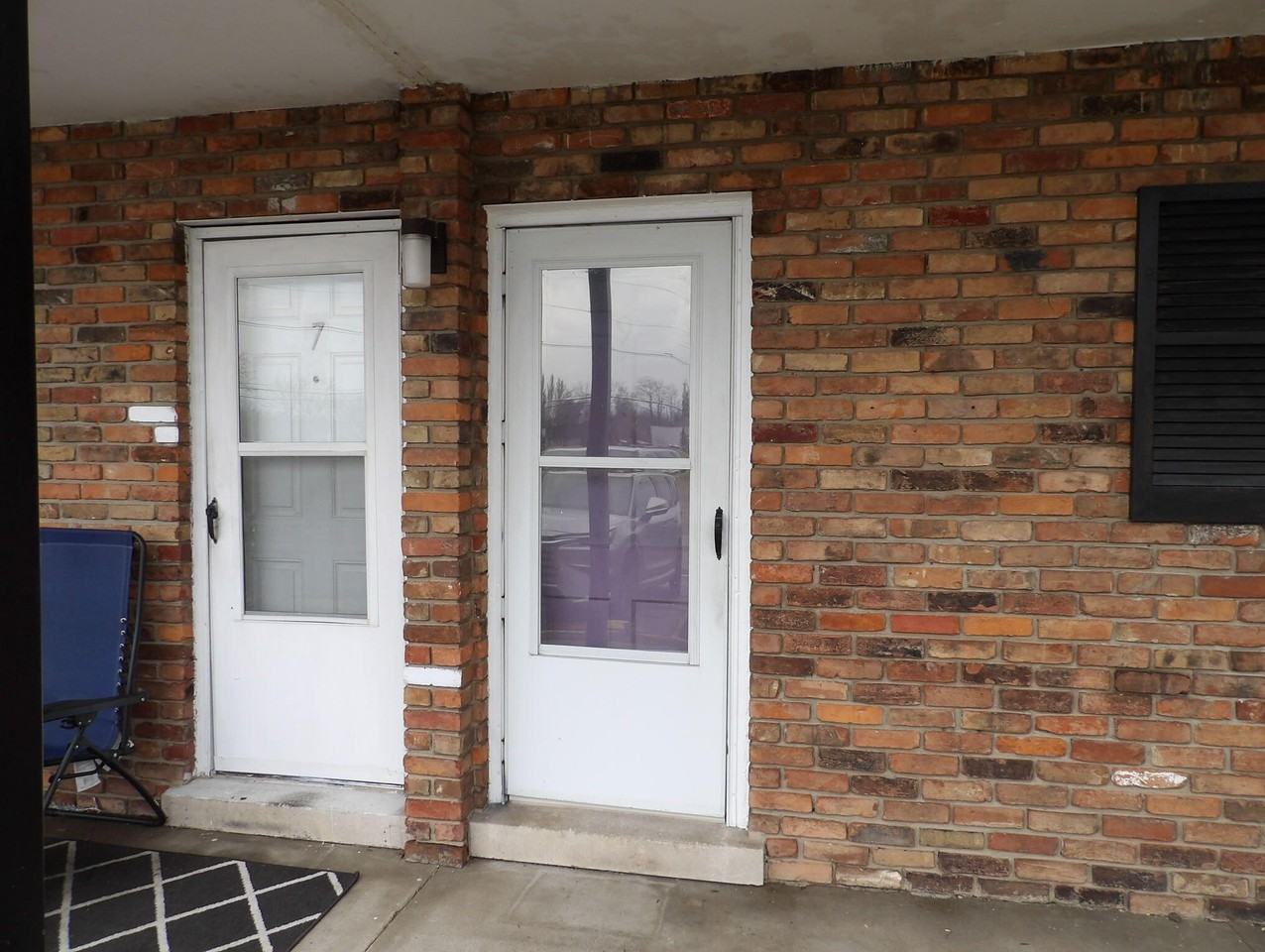 903 Collins Ln Apt 9 - Photo 5 of 30