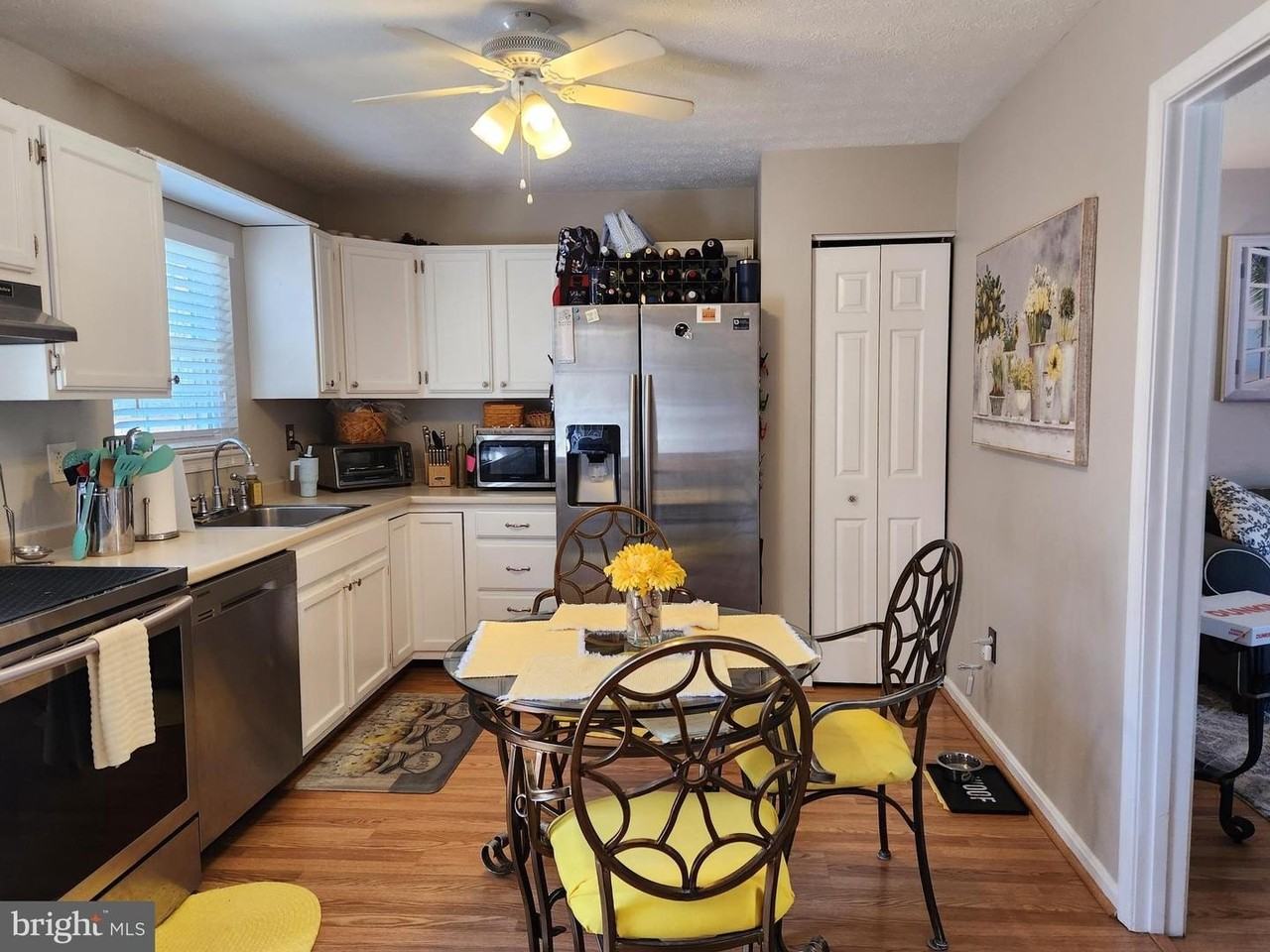 6345 Piney Ridge Dr - Photo 4 of 26