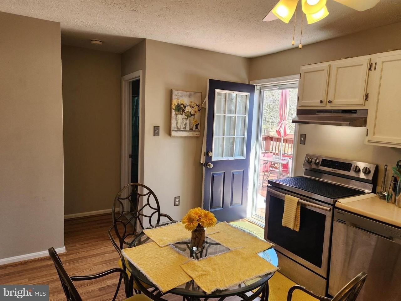 6345 Piney Ridge Dr - Photo 6 of 26