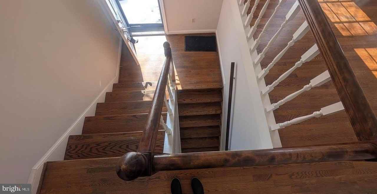 7063 Wolftree Ln - Photo 4 of 35