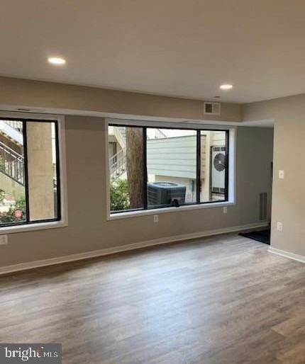 9904 Hellingly Pl - Photo 7 of 17