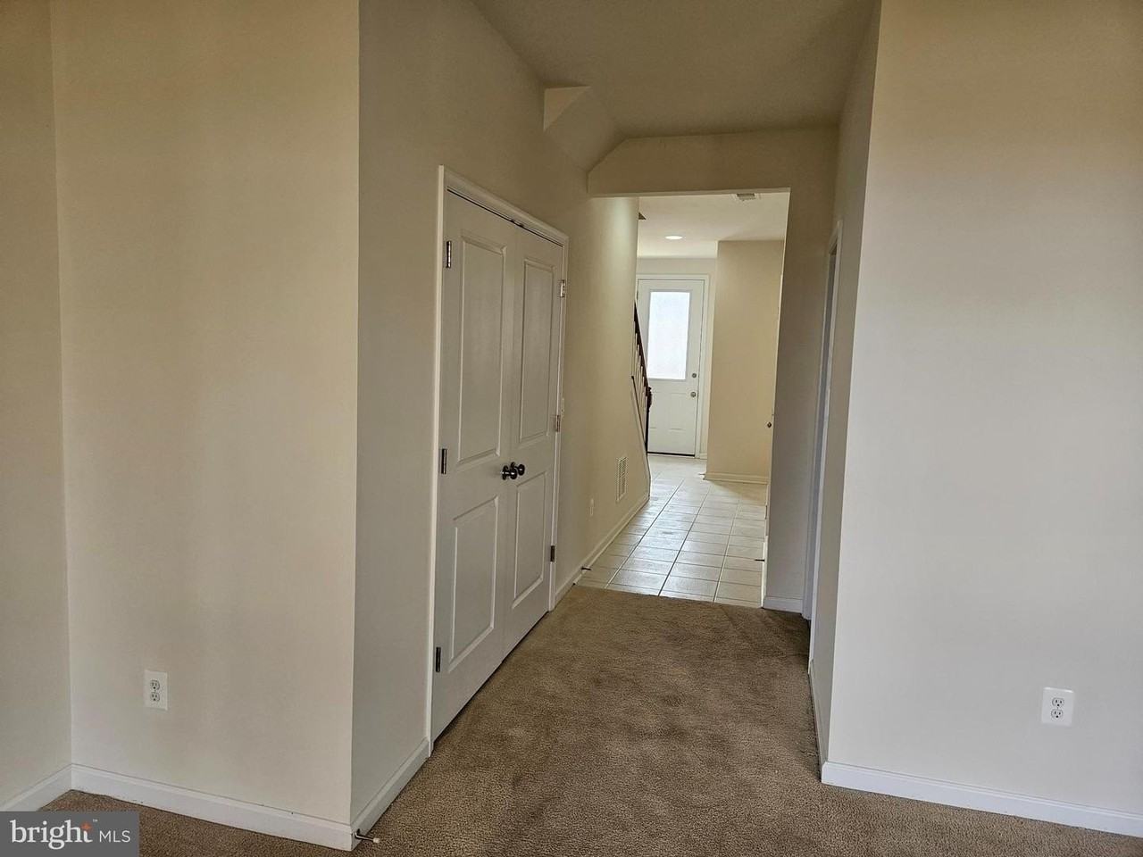 178 Solara Dr - Photo 5 of 18