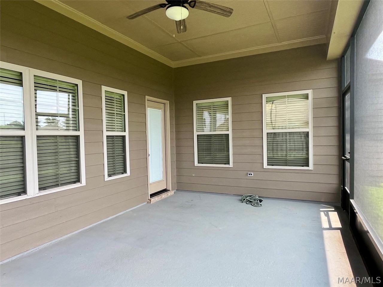 9408 Tillman Ct - Photo 6 of 49