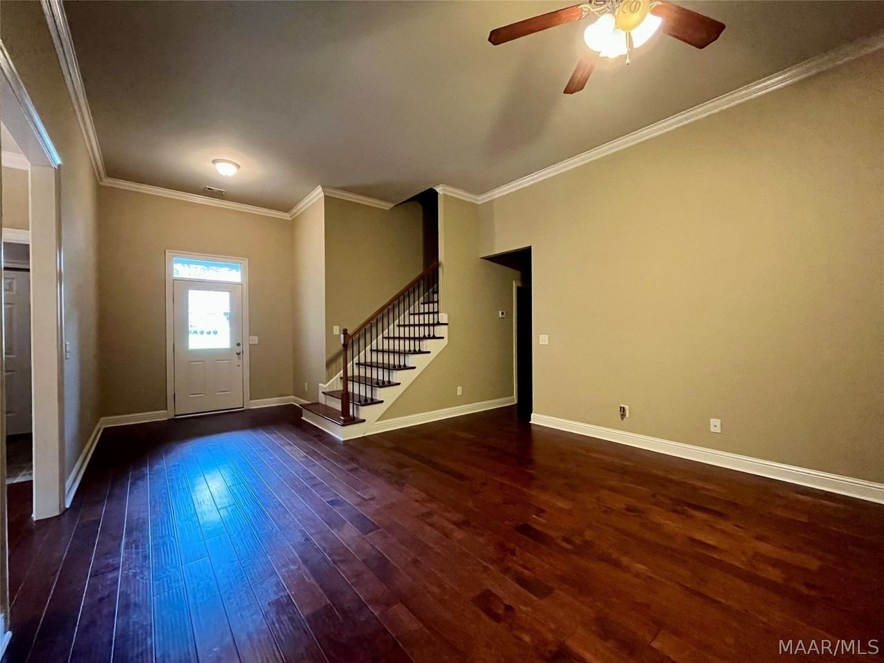 217 Winchester Way - Photo 3 of 50