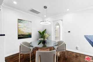 916 N Alfred St #6 - Photo 3 of 8