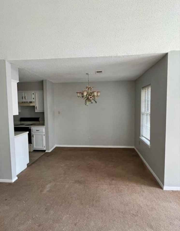 1530 Beaver Trail Dr - Photo 3 of 12