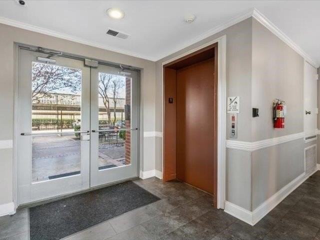 580 S Main St #204 - Photo 5 of 23