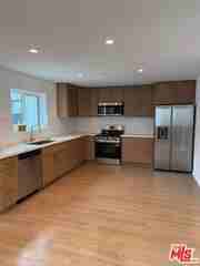 5417 Gentry Ave - Photo 3 of 8