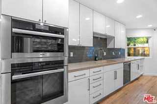 4136 Greenbush Ave - Photo 4 of 8