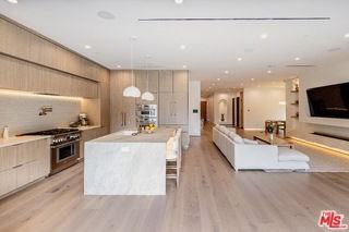 4703 Saloma Ave - Photo 6 of 8