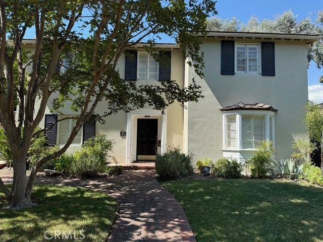 991 Roxbury Rd - Photo 2 of 8