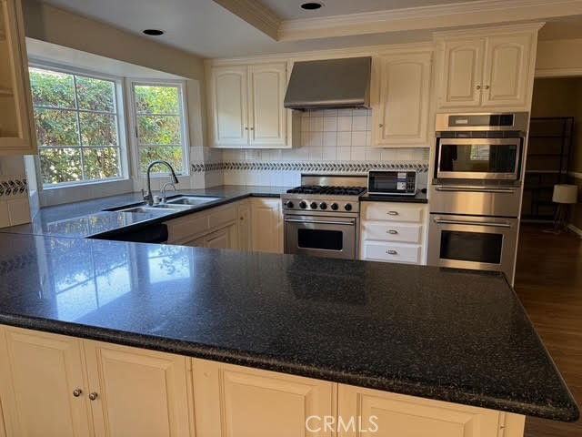 991 Roxbury Rd - Photo 5 of 8