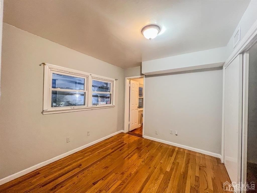 124 Washington Ave - Photo 7 of 8