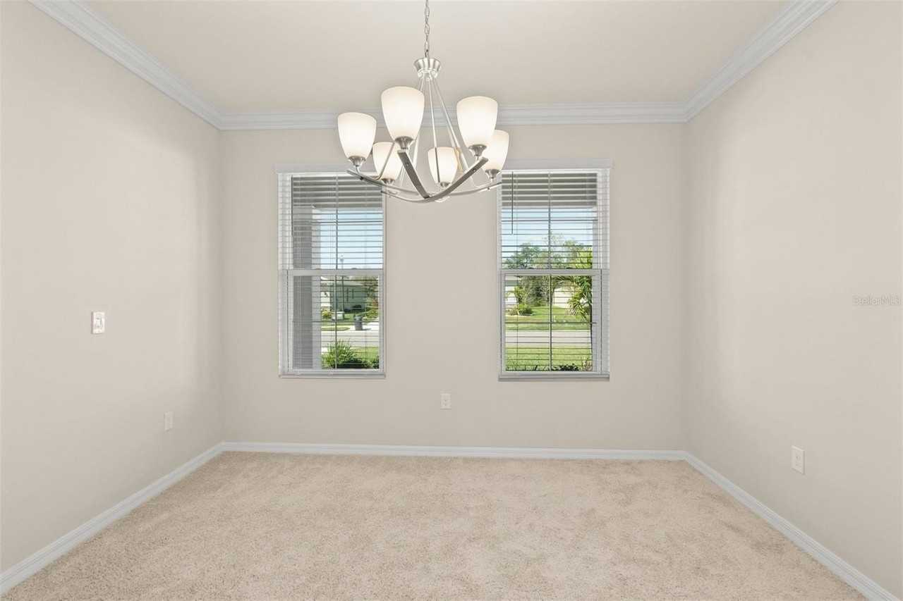 2927 Greenleaf Ter - Photo 5 of 48