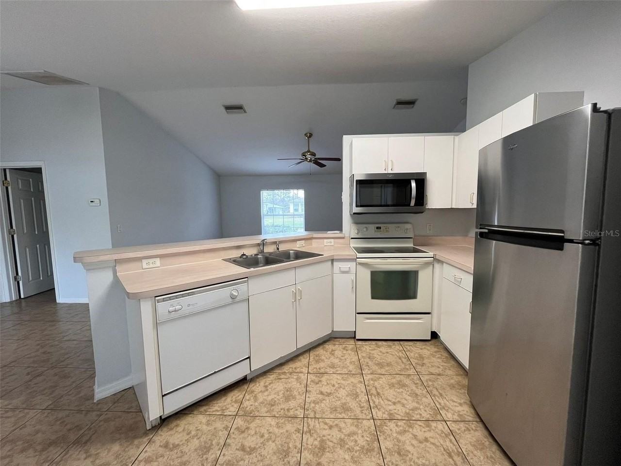 3671 Lubec Ave - Photo 4 of 12