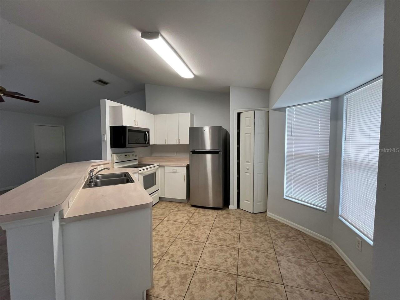 3671 Lubec Ave - Photo 5 of 12