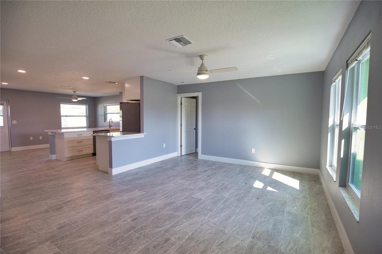 3392 Orange Rd - Photo 6 of 26