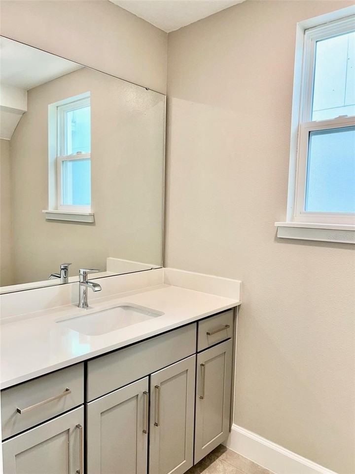 1402 Captiva Cv - Photo 4 of 25