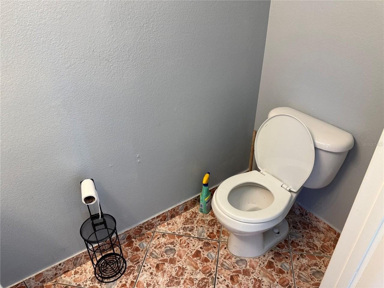 1219 Kempton Chase Pkwy - Photo 4 of 42