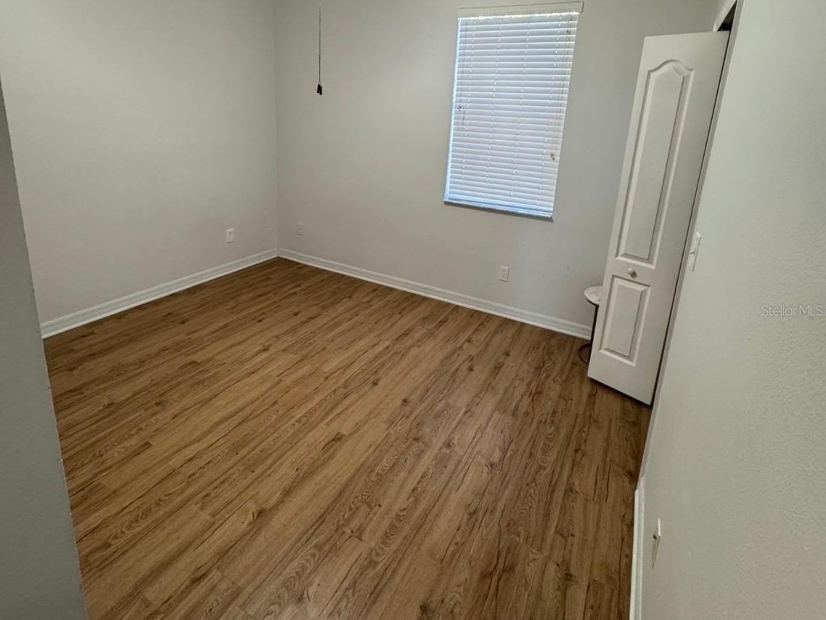 10608 Savannah Wood Dr - Photo 4 of 5