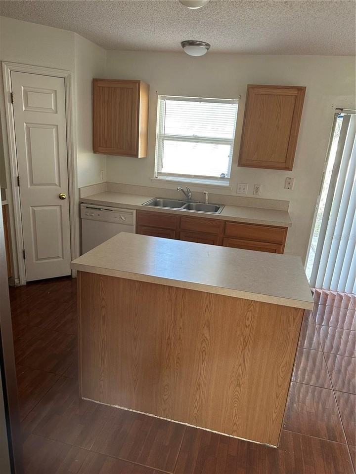 703 Bluebill Way - Photo 4 of 7