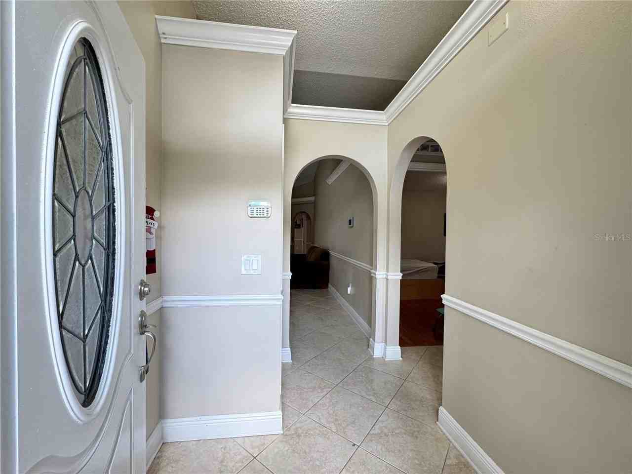 220 Milford St - Photo 3 of 24