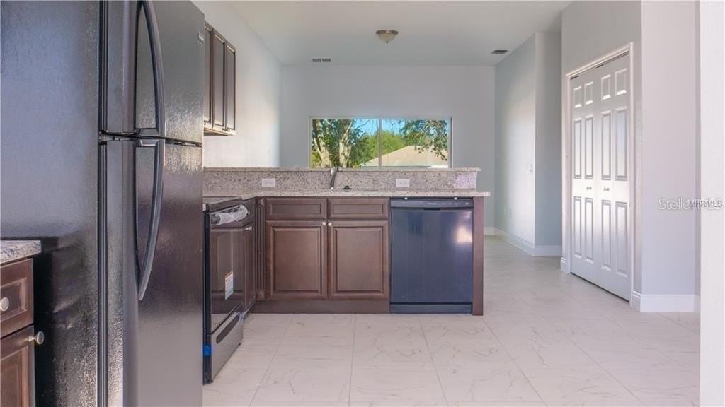 401 Albatross Ct #B - Photo 3 of 11