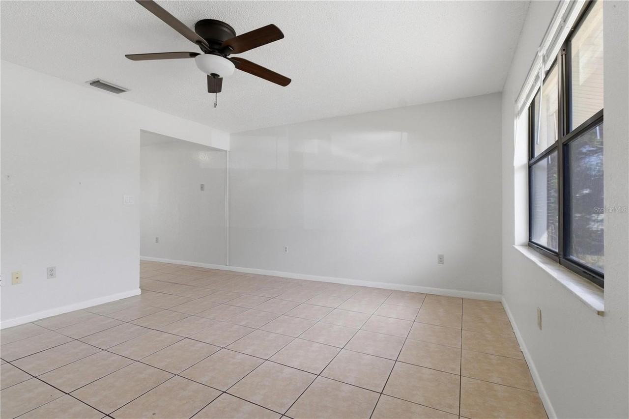 216 4th Ave Sw #A - Photo 7 of 17